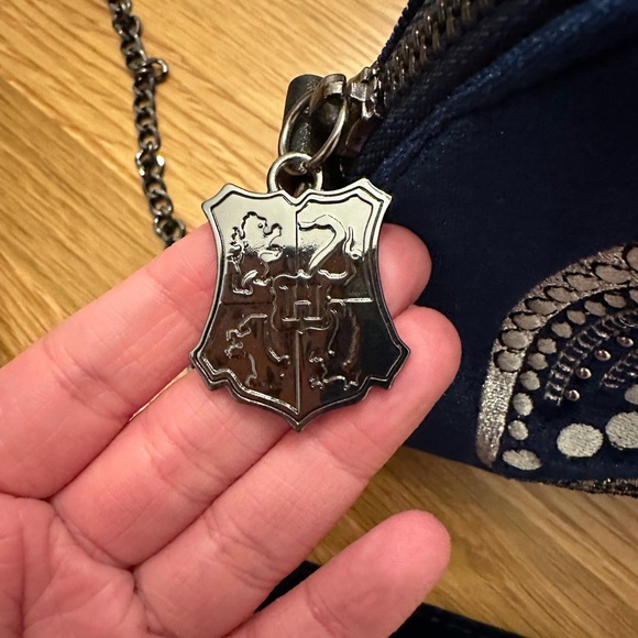 Danielle Nicole Harry Potter Ravenclaw Blue Velvet Diadem Bag - Picture 6 of 8